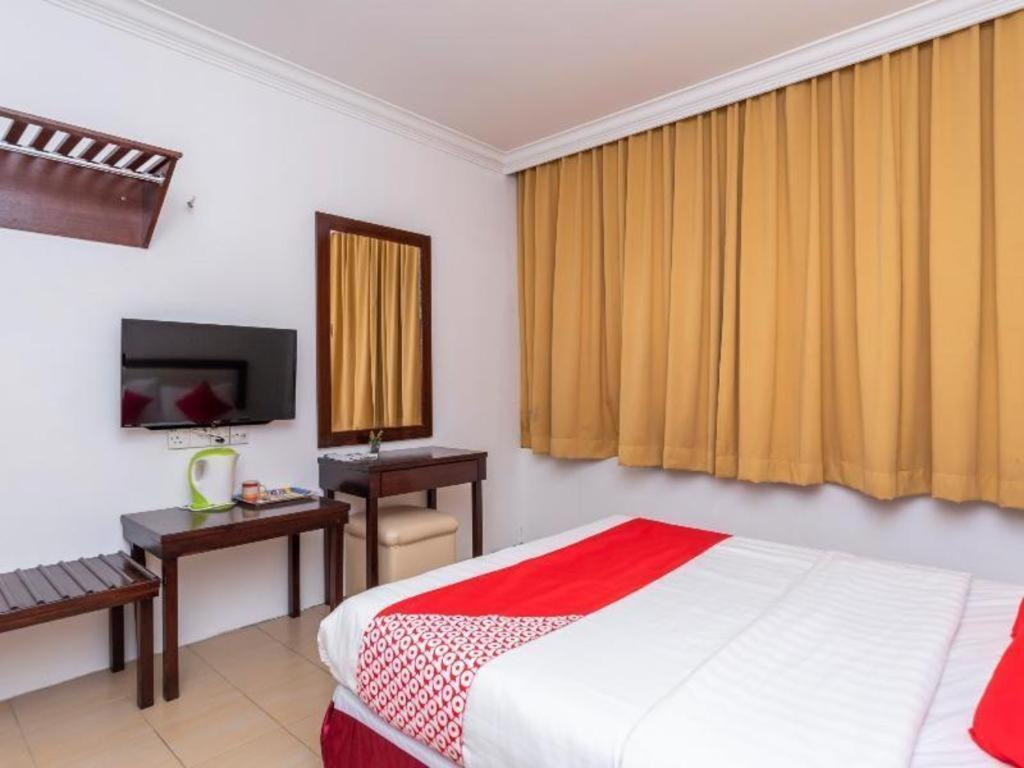 Super Oyo 1114 Neo Pegasus Hotel Segamat Dış mekan fotoğraf